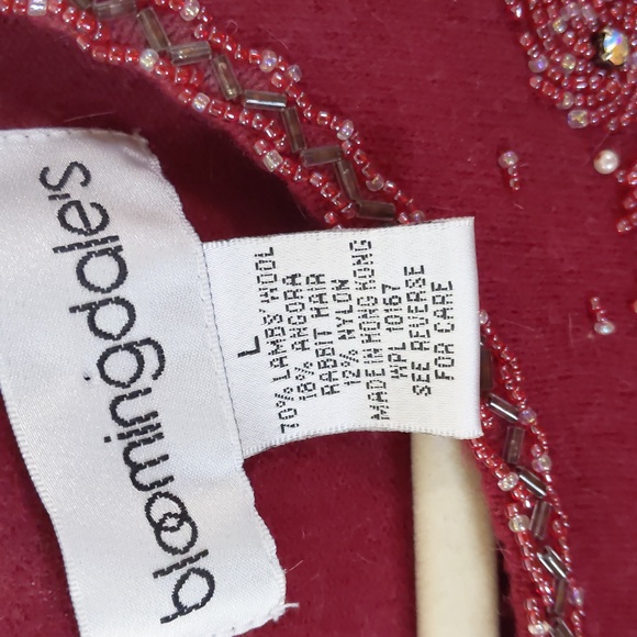 Bloomingdale's Burgundy Embellished sleeveless Top Lambs Wool Angora Classic l - Picture 3 of 7